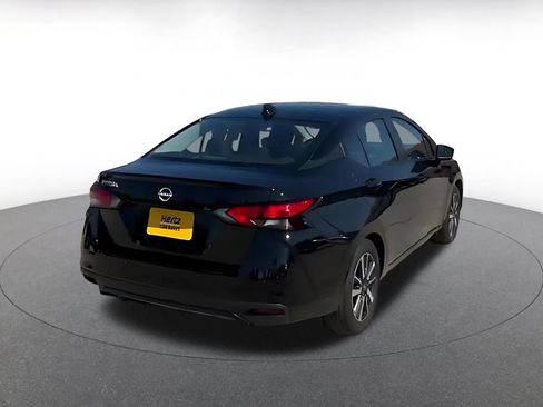 Used 2025 Nissan Versa SV FWD image 15