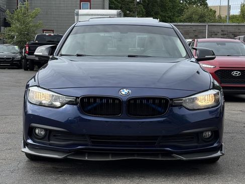 Used 2016 BMW 320i xDrive Sedan AWD/4WD image 3