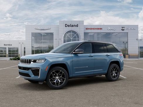New 2026 Jeep Grand Cherokee Summit AWD/4WD image 2