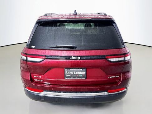 Used 2024 Jeep Grand Cherokee Limited image 6