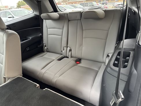 Used 2019 Honda Pilot EX-L image 11