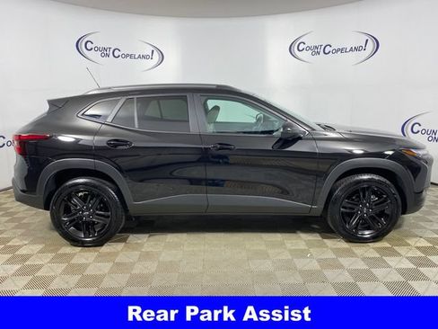 Certified 2025 Chevrolet Trax ACTIV w/ Driver Confidence Package FWD image 9