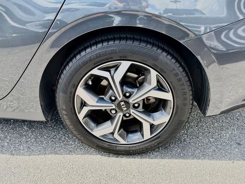 Used 2020 Kia Forte LXS image 7