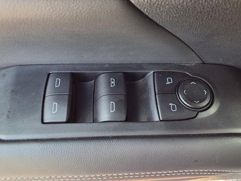 Used 2025 GMC Terrain Elevation AWD/4WD image 10