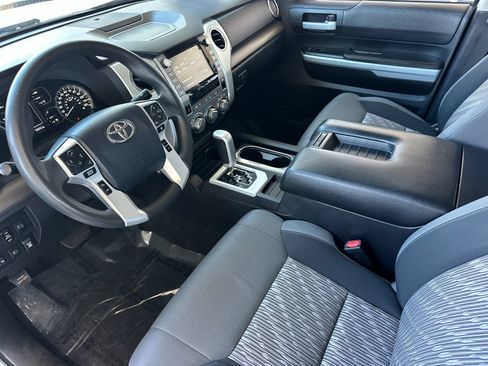 Used 2020 Toyota Tundra SR5 w/ SR5 Upgrade Package RWD image 9