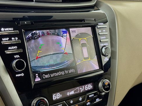 Used 2021 Nissan Murano SL image 16