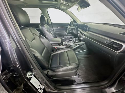 Used 2025 Kia Telluride S image 35