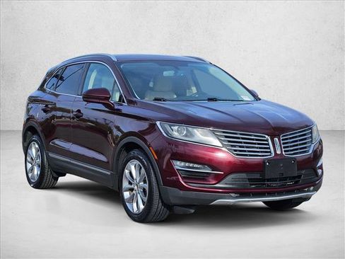 Used 2017 Lincoln MKC Select image 3