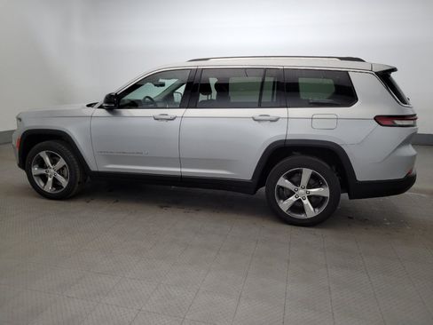 Used 2021 Jeep Grand Cherokee L Limited w/ Luxury Tech Group II AWD/4WD image 3
