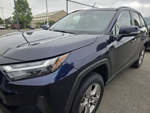 Used 2024 Toyota RAV4 XLE FWD image 4