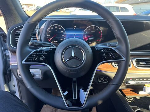 New 2026 Mercedes-Benz GLE 450 4MATIC Coupe image 18