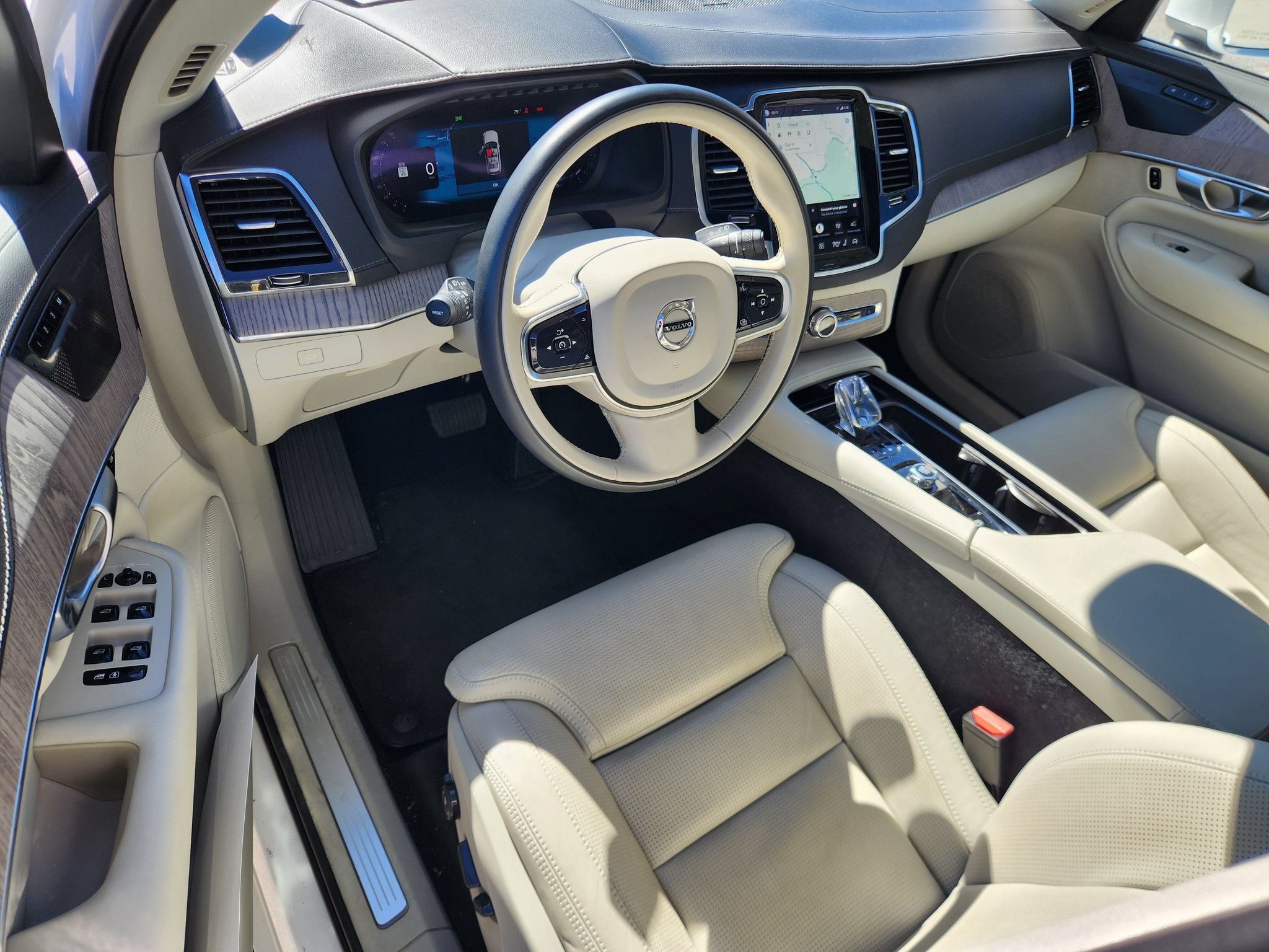 Used 2024 Volvo XC90 B6 Ultimate AWD/4WD image 15