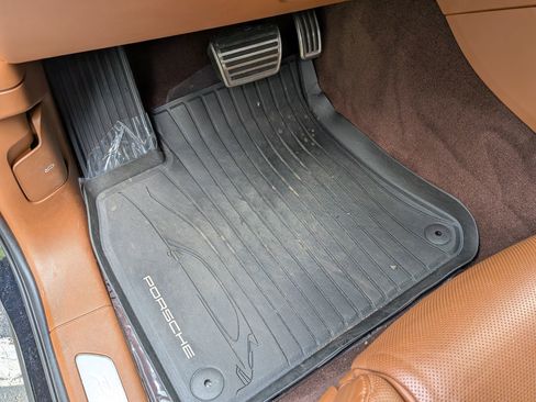 Certified 2023 Porsche Cayenne S Platinum AWD/4WD image 7
