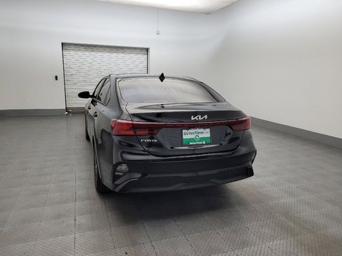 Used 2024 Kia Forte LXS image 6