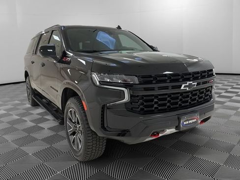 Certified 2023 Chevrolet Suburban Z71 AWD/4WD image 7