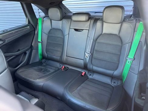 Certified 2023 Porsche Macan GTS AWD/4WD image 32