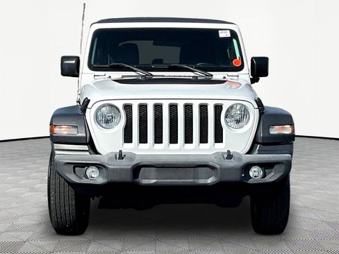 Used 2018 Jeep Wrangler Unlimited Sport S AWD/4WD image 2