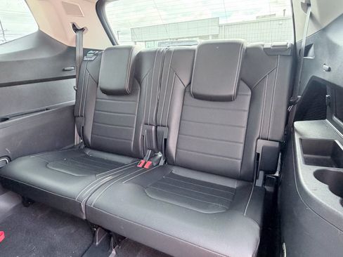 Used 2023 Volkswagen Atlas SEL Premium AWD/4WD image 28