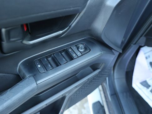 Used 2025 Toyota Tacoma SR5 image 40