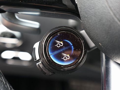 Used 2022 Mercedes-Benz SL 55 AMG 4MATIC w/ AMG Night Package image 38