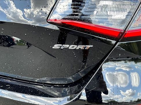 Used 2024 Honda Civic Sport image 24