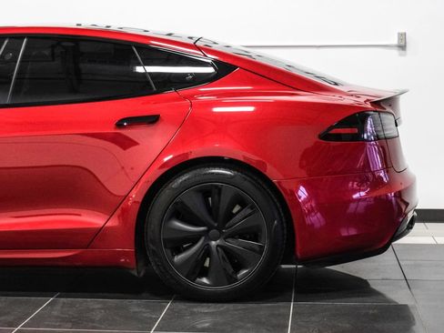 Used 2023 Tesla Model S Plaid image 19