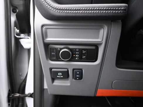 New 2025 Ford F150 Lightning Flash AWD/4WD image 12