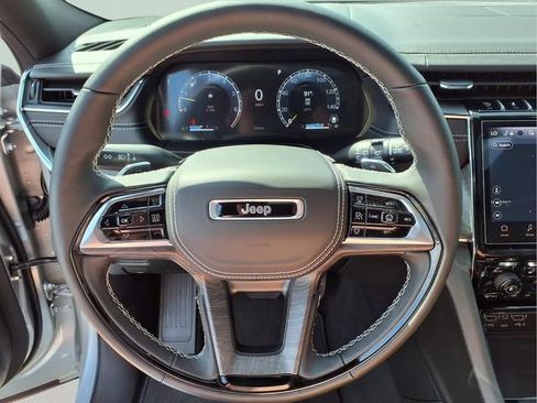 New 2025 Jeep Grand Cherokee L Overland w/ Advanced Protech Group III AWD/4WD image 27