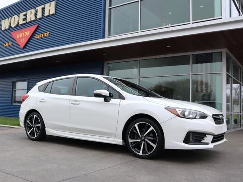 Used 2022 Subaru Impreza 2.0i Sport image 1