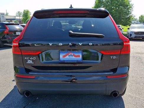Used 2019 Volvo XC60 T5 Momentum w/ Multimedia Package AWD/4WD image 5