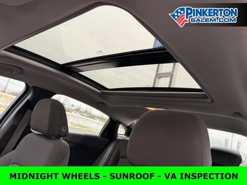 Used 2023 Chevrolet Malibu LT image 20