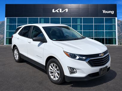 Used 2021 Chevrolet Equinox LS w/ LS Convenience Package