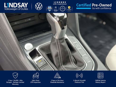 Certified 2025 Volkswagen Taos SE image 19