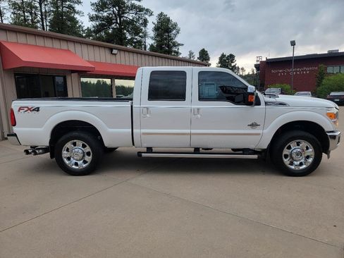 Used 2015 Ford F250 Lariat w/ Chrome Package AWD/4WD image 3