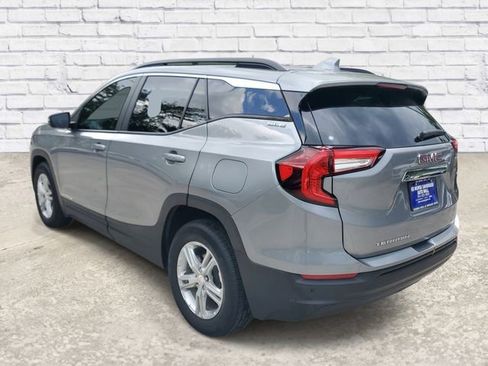 Certified 2023 GMC Terrain SLE w/ Driver Convenience Package FWD image 2