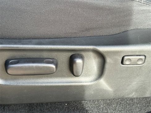 Used 2022 Toyota Tacoma TRD Sport w/ Technology Package image 20