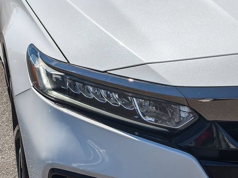 Used 2019 Honda Accord Sport image 7