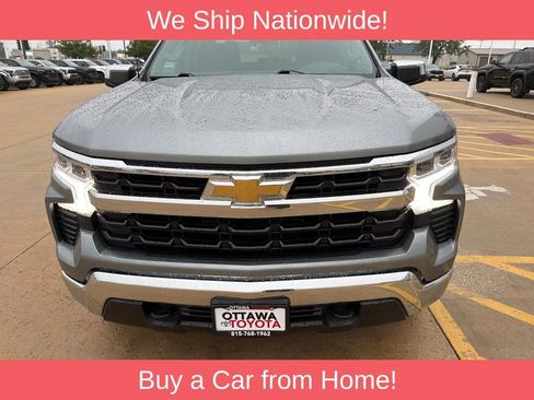 Used 2023 Chevrolet Silverado 1500 LT AWD/4WD image 3