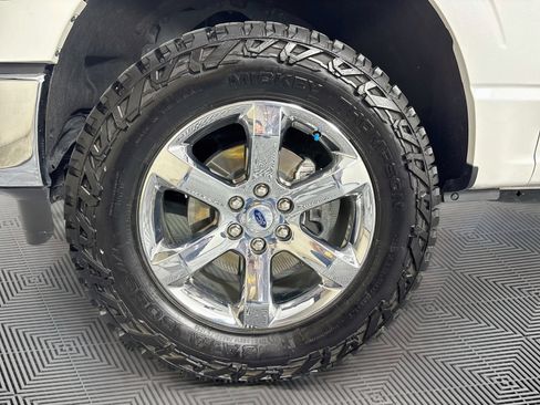 Used 2023 Ford F150 Lariat w/ Max Trailer Tow Package AWD/4WD image 31