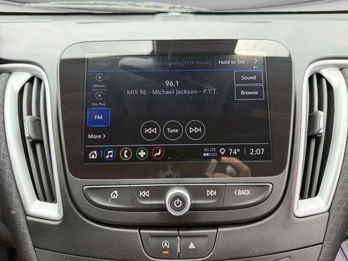 Used 2024 Chevrolet Malibu LT FWD image 25