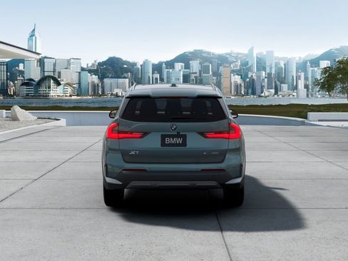 New 2026 BMW X1 xDrive28i w/ Convenience Package AWD/4WD image 5