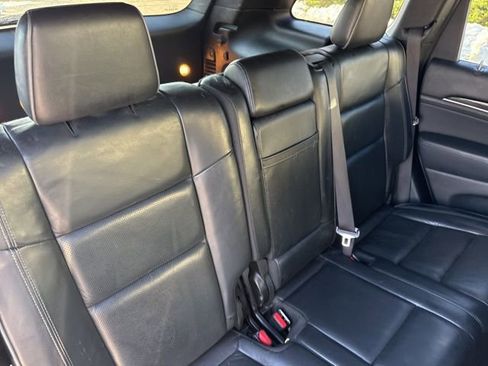 Used 2019 Jeep Grand Cherokee Overland image 27