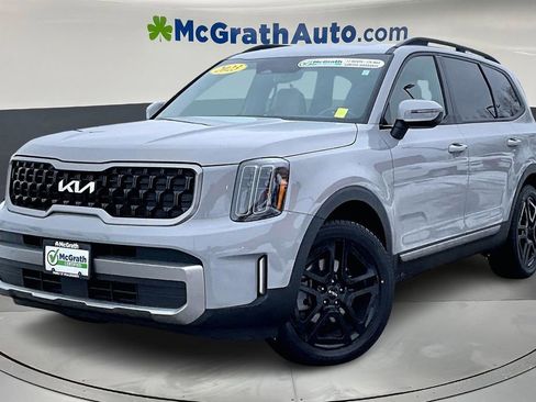 Used 2023 Kia Telluride EX X-Line image 3