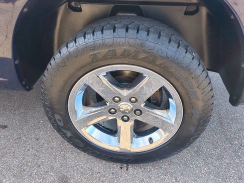 Used 2015 RAM 1500 Express AWD/4WD image 8