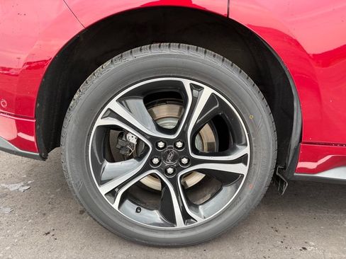 Used 2019 Ford Edge ST w/ Equipment Group 401A AWD/4WD image 11