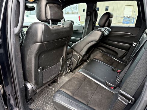 Used 2018 Jeep Grand Cherokee Altitude image 20