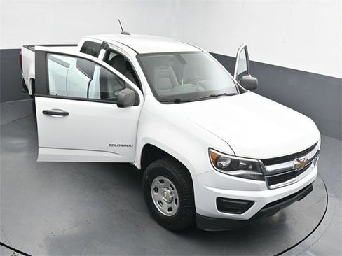 Used 2018 Chevrolet Colorado W/T image 32