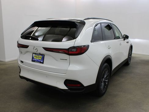 Used 2025 MAZDA CX-70 3.3 Turbo w/ Preferred Package AWD/4WD image 5