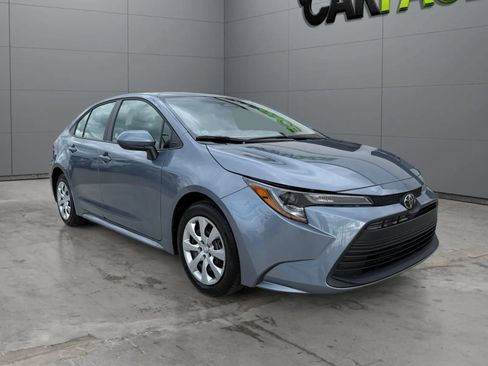 Used 2026 Toyota Corolla LE FWD image 4
