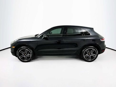 Certified 2021 Porsche Macan AWD/4WD image 2